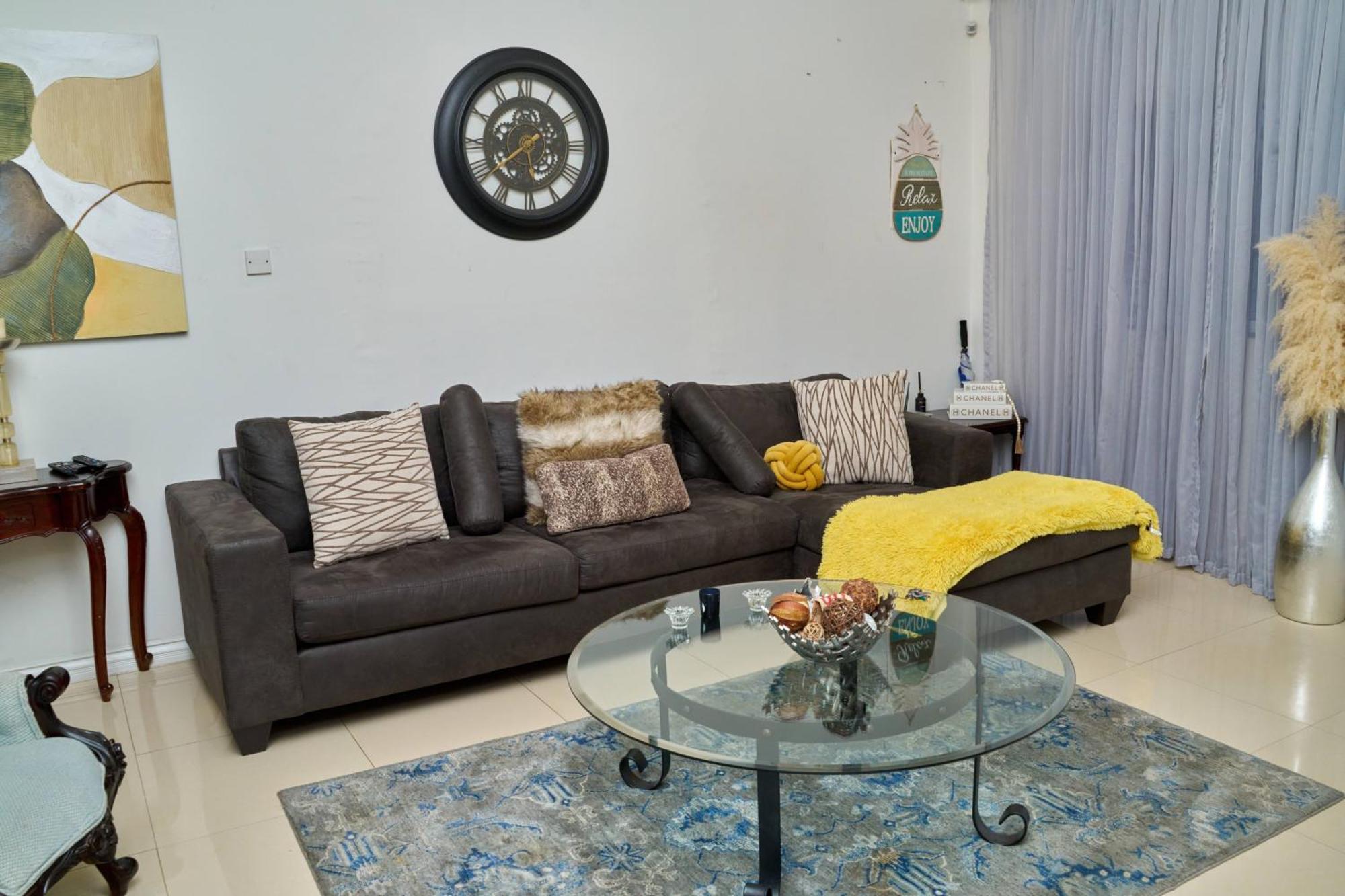 Caribbean Estates, 10 Mins From The Beach, Beautiful Gated Community Portmore Bagian luar foto